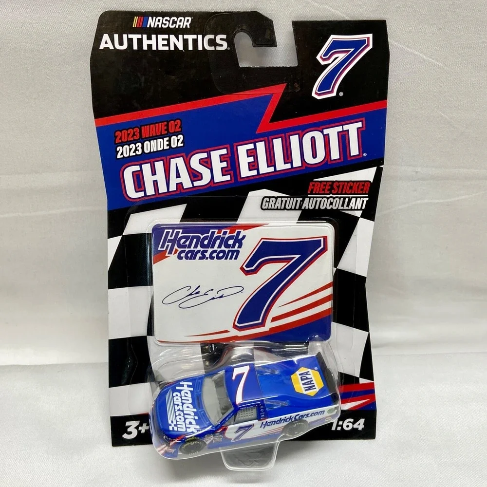 Nascar Authentics Hendrickcars.com #7 Chase Elliott‎ SKU-26942 Wave 02 NIP 2023